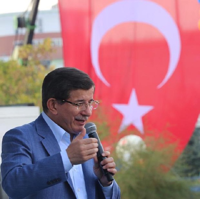 Davutoglu : "Le PKK est aussi lâche que DAESH"
