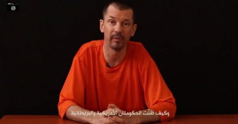 Une vidéo de Daesh montre John Cantlie, journaliste britannique enlevé, en vie à Mossoul