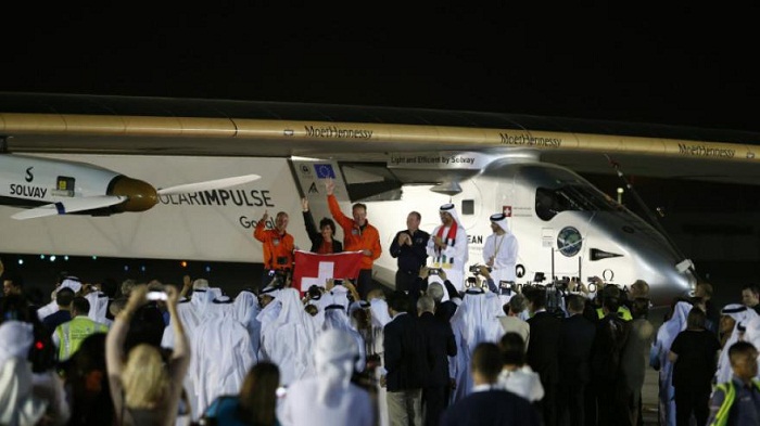 Solar Impulse devient le premier avion solaire à boucler le tour du monde