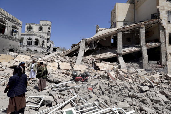 Yémen : 80 morts, dont 37 civils, dans des raids aériens et combats