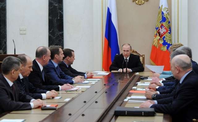 Putin discusses Syria with Russian Security Council