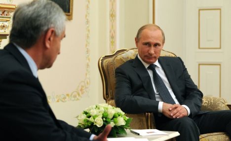 Putin qondarma prezidentlə görüşdü