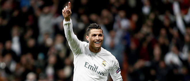 Ronaldo succède à Mayweather au sommet du sport-business