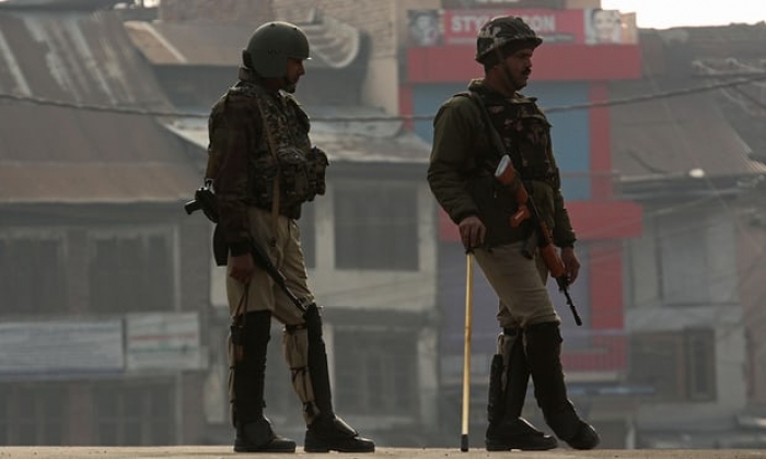 Indian troops kill top militant in Kashmir
