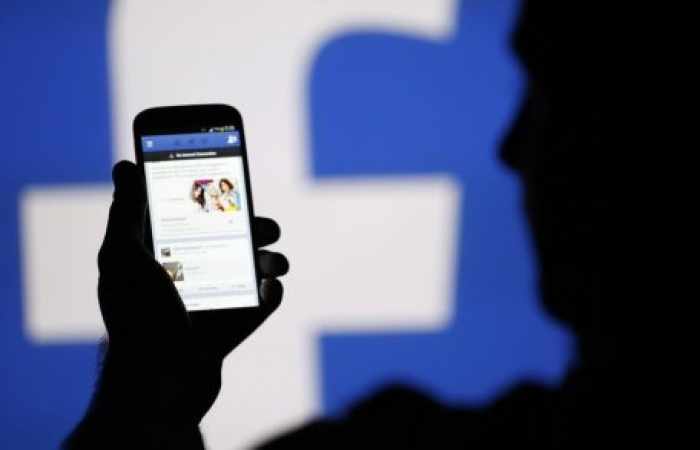 Messenger pourrait venir contaminer Facebook