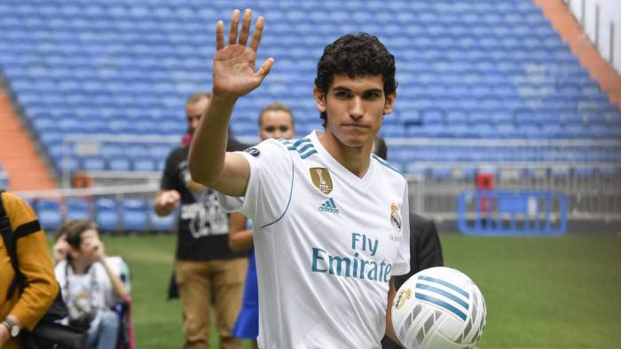 Verteidiger Vallejo „saß im Zug“, als Real Madrid ihn zurückholte