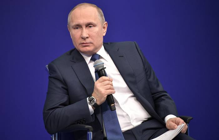 Putindən “Kreml hesabatı”na münasibət: “Bu, axmaqlıqdır”
