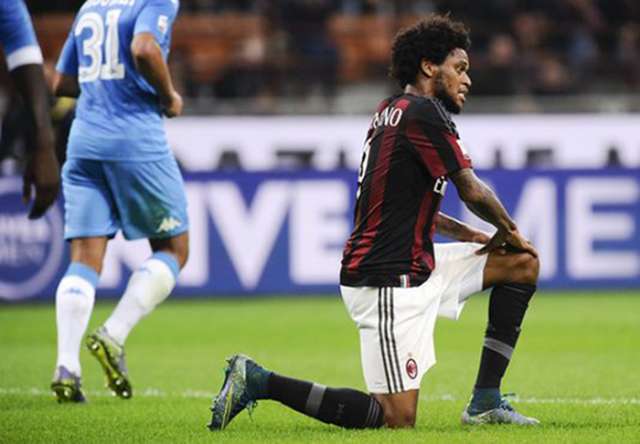 Italie : Naples met le Milan AC à genoux