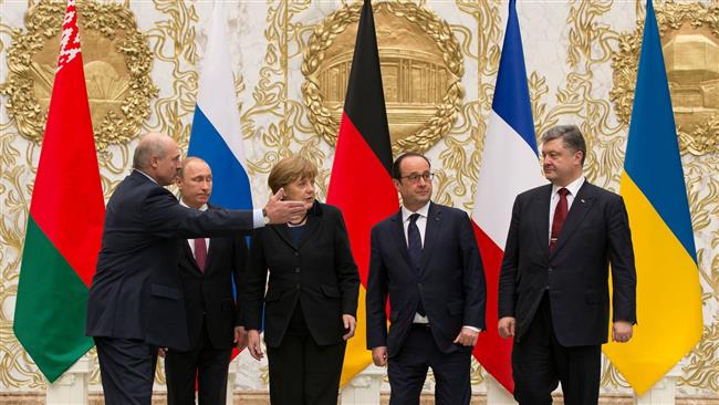 Ukraine : Hollande appelle à se garder de toute escalade