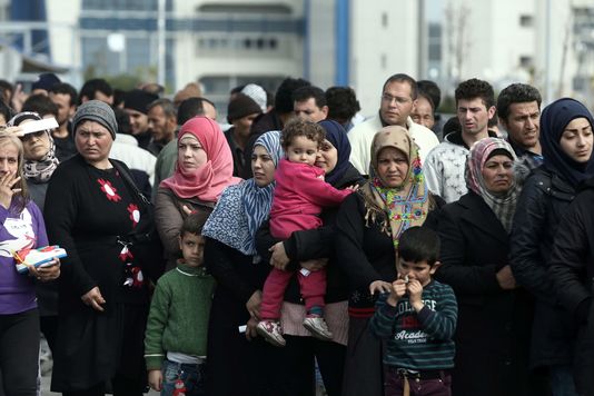 La Turquie construit des centres pour recevoir les migrants renvoyés de l`UE