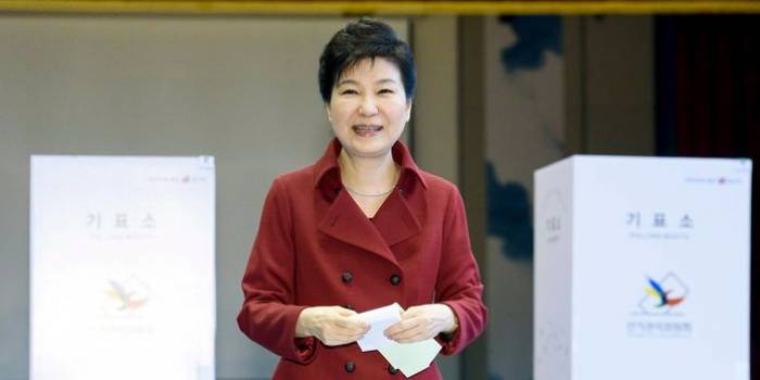 L'ancienne présidente Park comparaît à Séoul