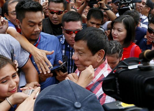 Philippines: Duterte a commandité des meurtres, selon un ex-policier