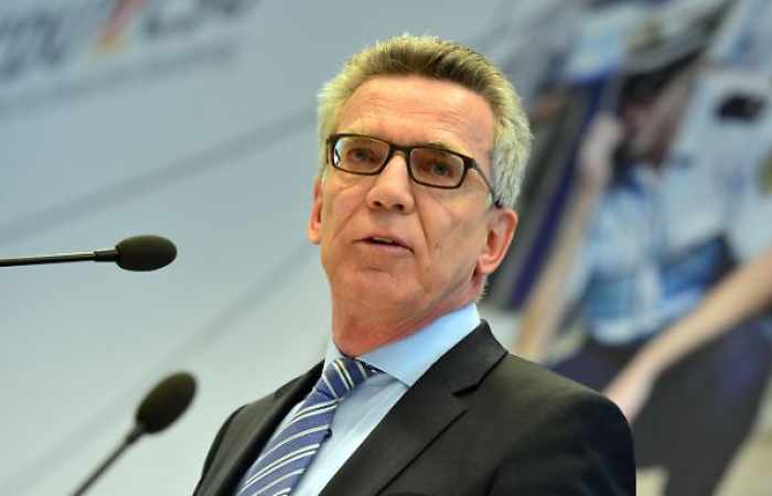 De Maizière beschreibt deutsche Leitkultur