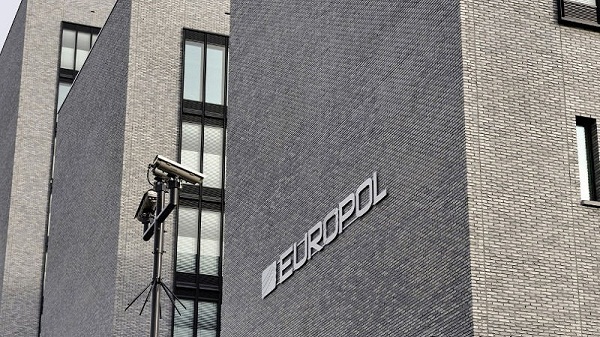 Selon Europol, Daech dispose bien de camps d`entraînement en Europe