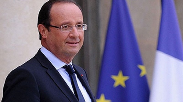 Hollande appelle la Russie à cesser ses opérations militaires, en Syrie