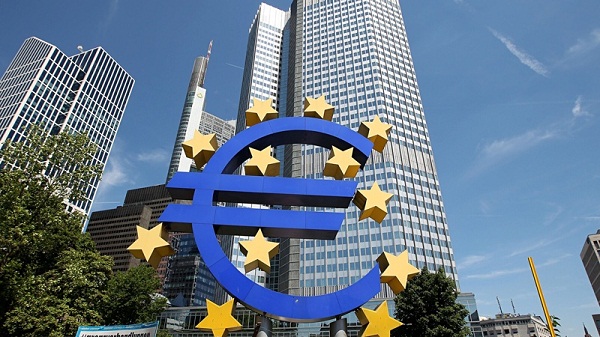 La Banque centrale européenne exige la réforme économique en France