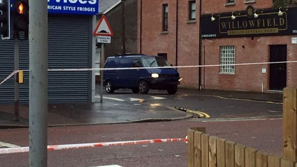 Irlande: l`explosion à Belfast a fait un blessé
