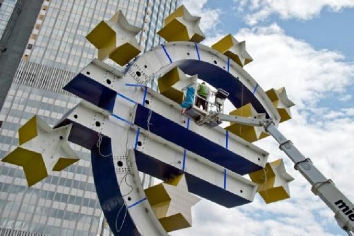 EZB stellt weitere geldpolitische Maßnahmen in Aussicht