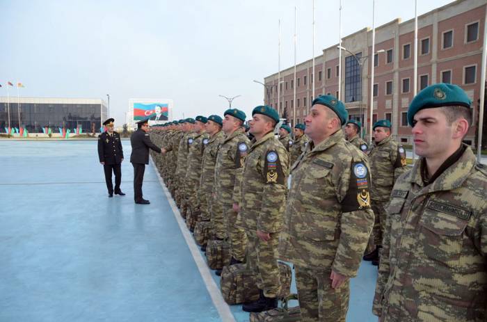 Aserbaidschan erhöht das Friedenskontingent in Afghanistan - FOTOS
