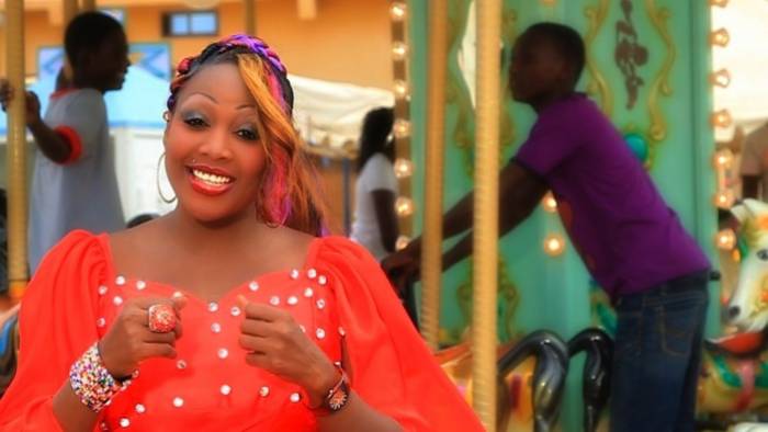 Sénégal: une chanteuse interpellée pour "offense" au chef de l'Etat