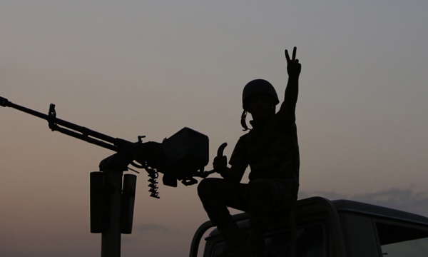 Les forces irakiennes reprennent à Daesh des villages frontaliers de la Syrie
