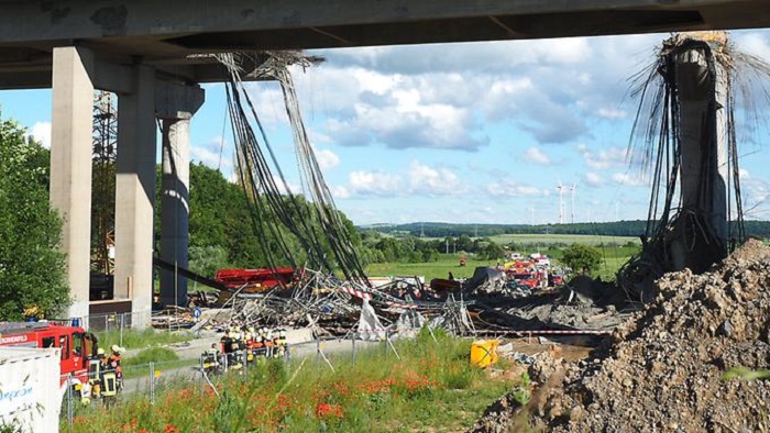 Zwei Tote bei Unfall auf Autobahnbaustelle