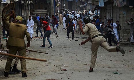 Clashes in Kashmir - VIDEO