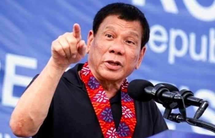 Rodrigo Duterte menace les médias critiques