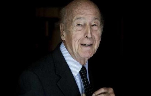 Comme ancien président, Giscard «coûte» 2,5 millions d`euros par an à l`Etat