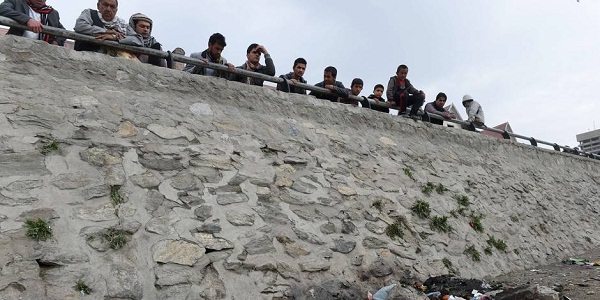 Pakistan: 106 étudiants afghans arrêtés