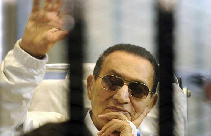 Egypt's ex-President returns home after acquittal