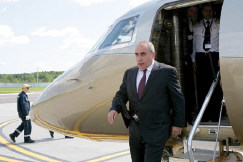 Russian President awards Deputy PM of Azerbaijan with the Order of Friendship
