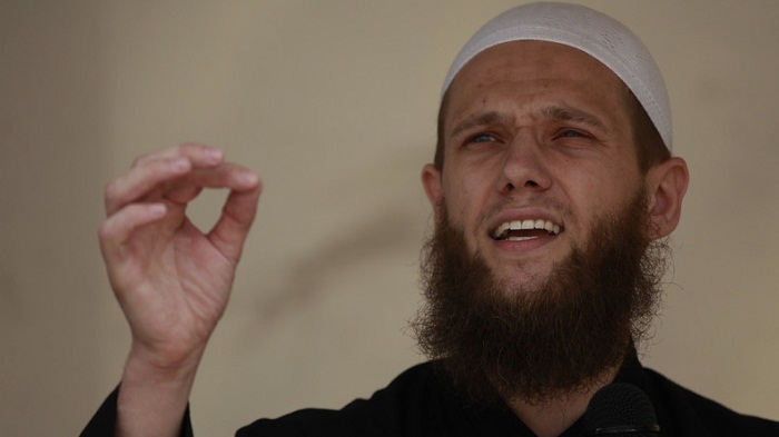 Un prédicateur salafiste allemand suspecté d`avoir recruté des djihadistes