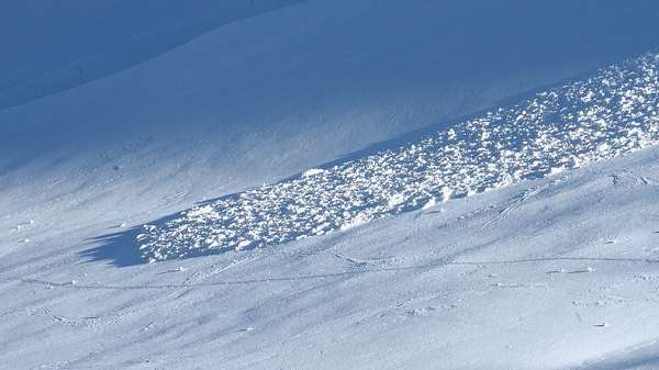 Canada: une avalanche fait cinq morts en Colombie Britannique Canada: une avalanche fait cinq morts en Colombie Britannique