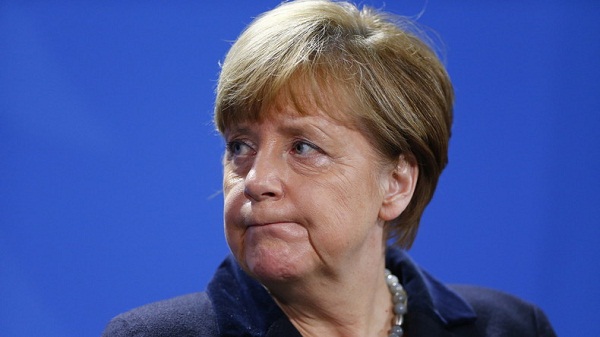 Merkel: l`UE va prolonger les sanctions contre la Russie