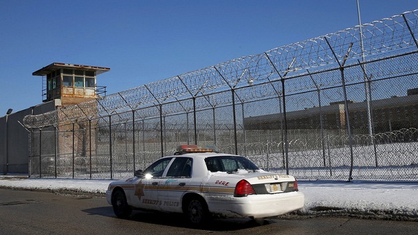 Presque 50 gardiens de prison interpellés aux Etats-Unis pour le trafic de drogue