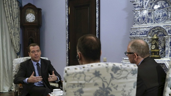 Medvedev qui parle de «guerre mondiale»: une erreur de traduction qui change tout