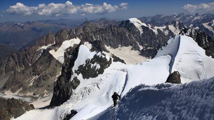 Pyrénées: chute mortelle pour un alpiniste au Pic du Midi d'Ossau