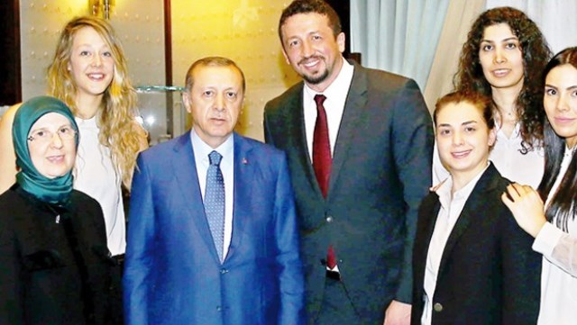 Ex-NBA player Turkoglu appointed chief advisor to Turkish president