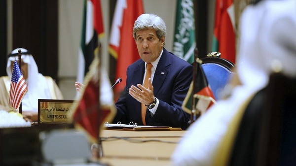 Kerry à l’Iran: Aidez-nous à mettre fin aux guerres au Yémen et en Syrie!