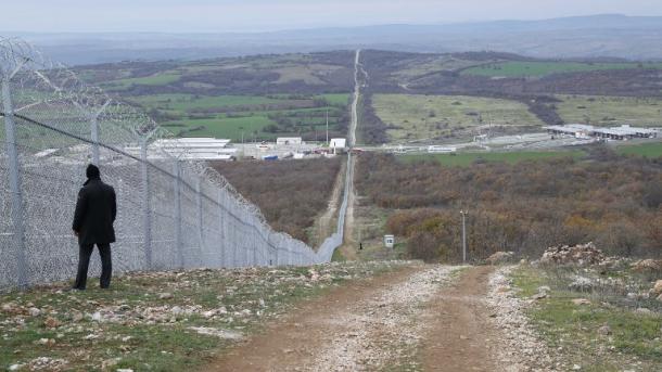 Bulgarie: les habitants ligotent les migrants