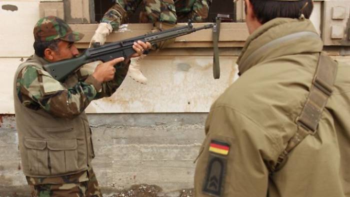 Bundestag soll bei Waffenexporten mitreden