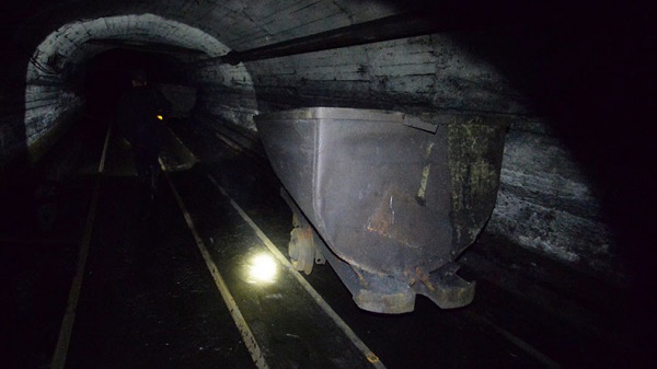 Incendie dans une mine de charbon en Sibérie: des dizaines de personnes piégées