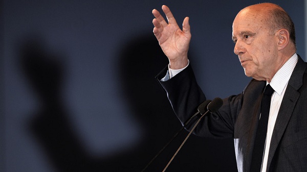 Alain Juppé porte plainte pour un tweet émanant de son compte et souhaitant un bon Ramadan