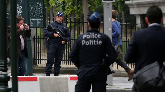 Belgique : plusieurs accès au métro bruxellois fermés à cause d`une menace terroriste