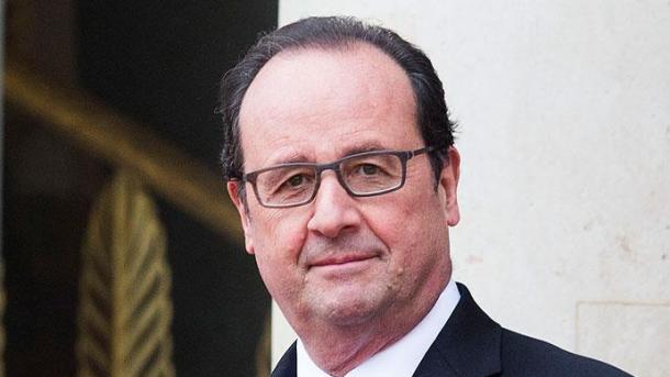 Brexit: Hollande appelle le Royaume-Uni à "rester pleinement engagé en Europe"