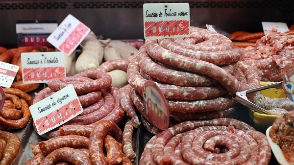 Polémique en Suisse après l’interdiction de la viande de porc dans certaines cantines