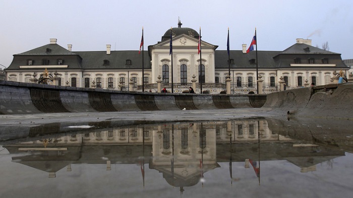 Slovaquie : un inconnu s`est introduit dans le palais présidentiel