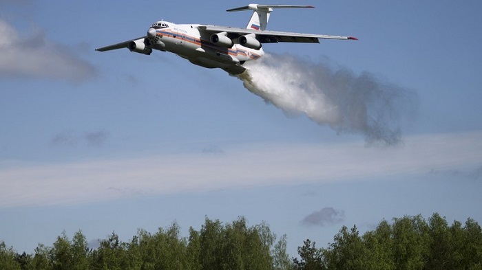 Russie: chargé d`éteindre les feux de forêt, un avion, avec onze personnes à bord, a disparu