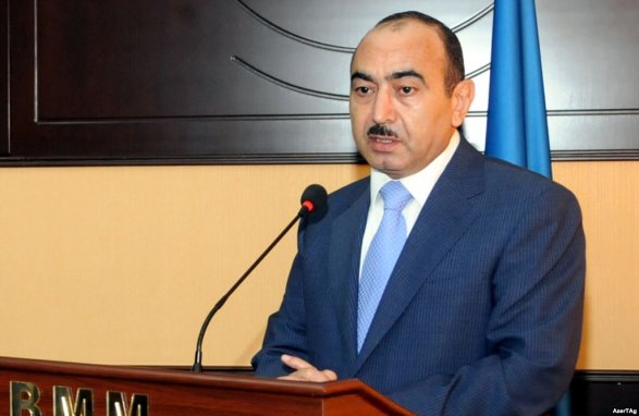 A.Hassanov: l’Azerbaïdjan mène une politique indépendante 